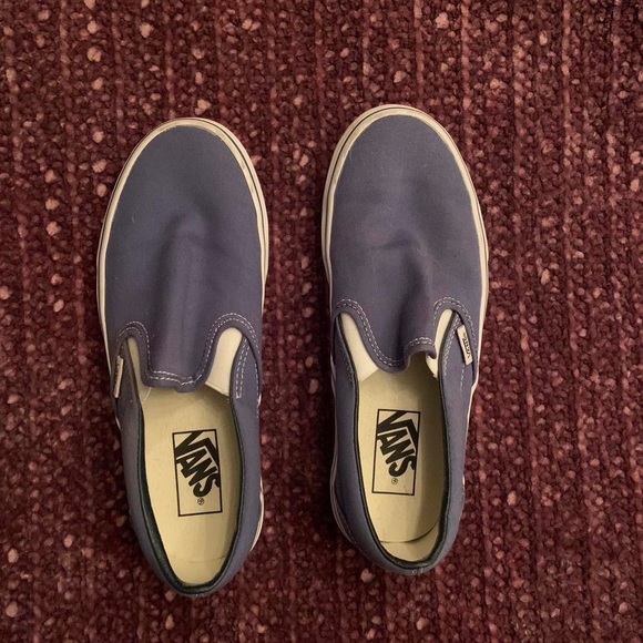 blue slip on vans worn once
womens: 7.5
mens: 6 - Picture 1 of 1